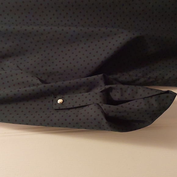 Green polkadot shirt with roll sleeves - Picture 3 of 3